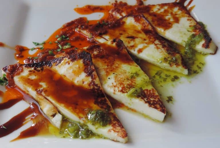 Receta de queso asado canario con mojo