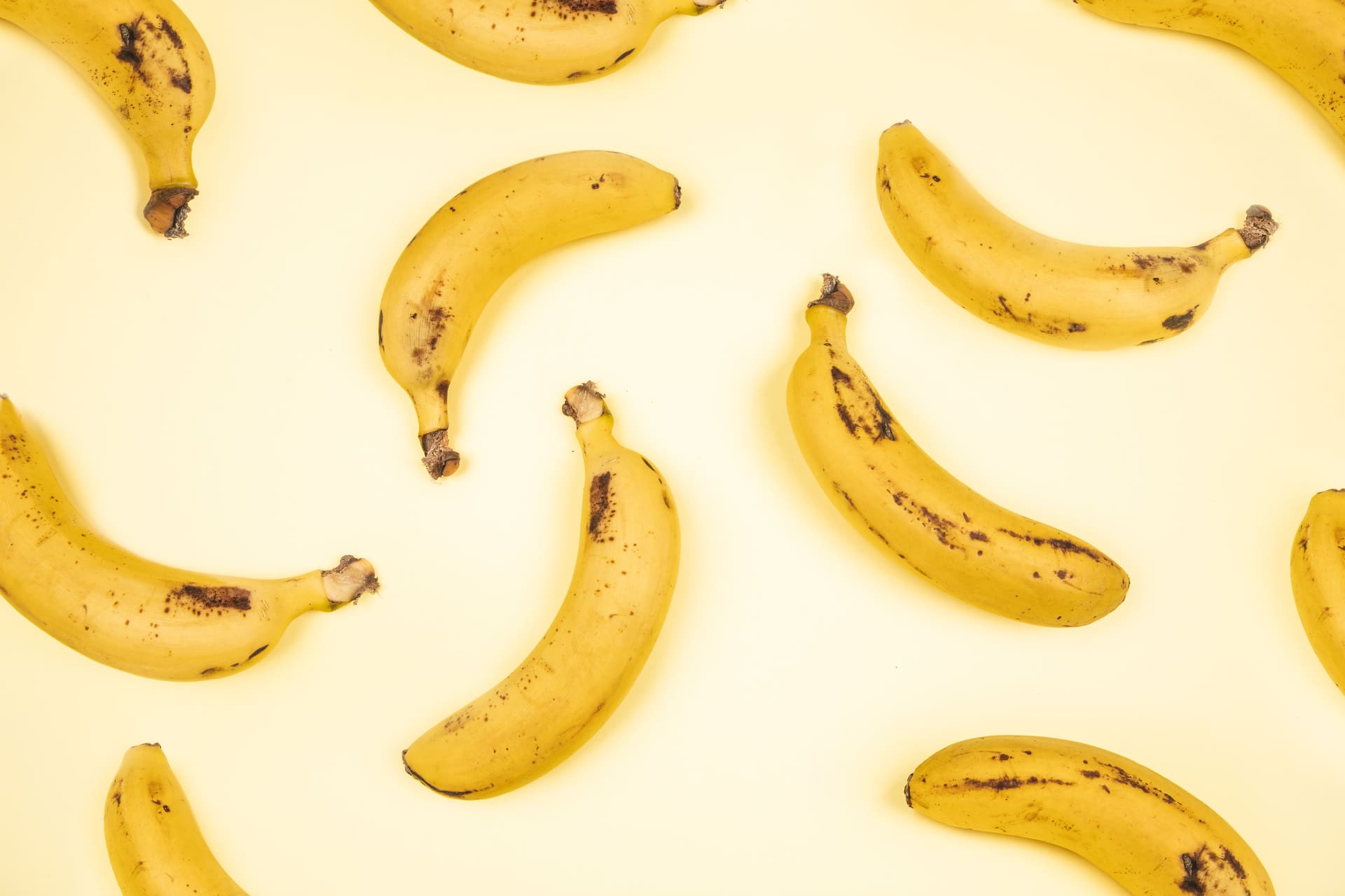 Diferencia entre plátano de Canarias y banana ¿Cuál es mejor y cómo distinguirlos