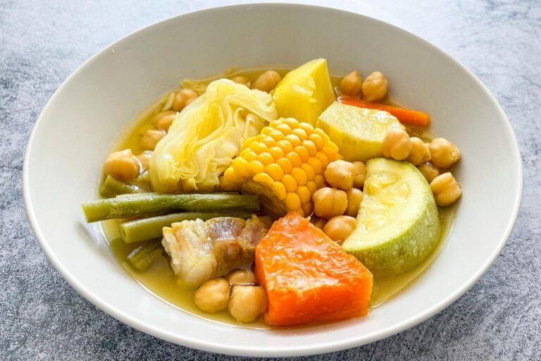 Puchero canario